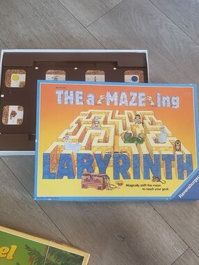 Ravensburger The a-MAZE-ing Labyrinth Board Game